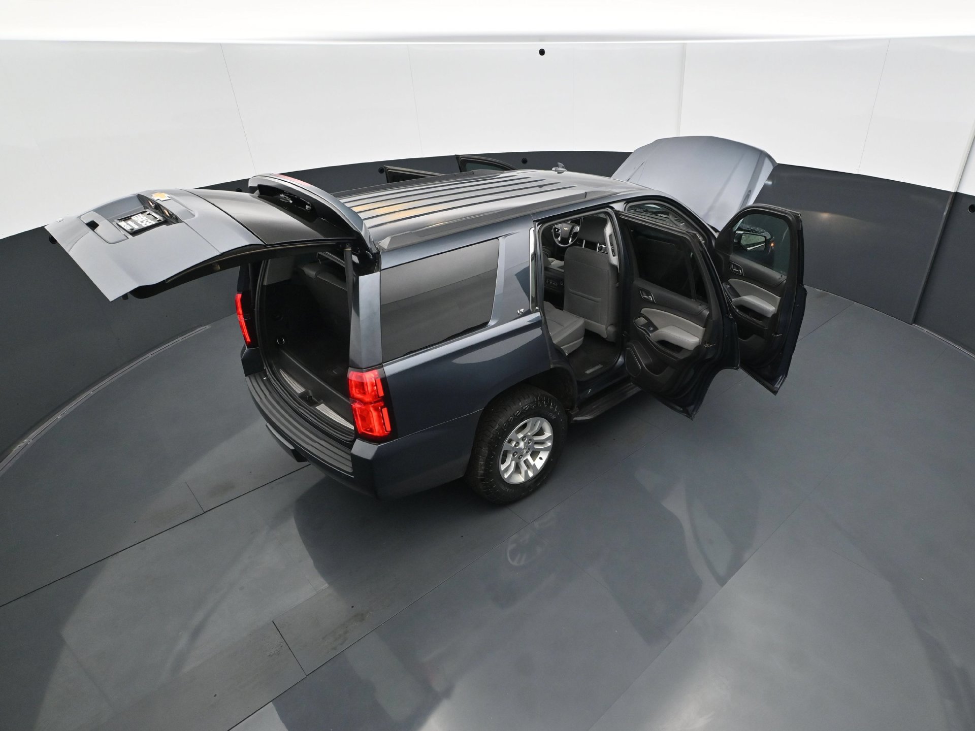 Used 2020 Chevrolet Tahoe LT AWD/4WD image 45