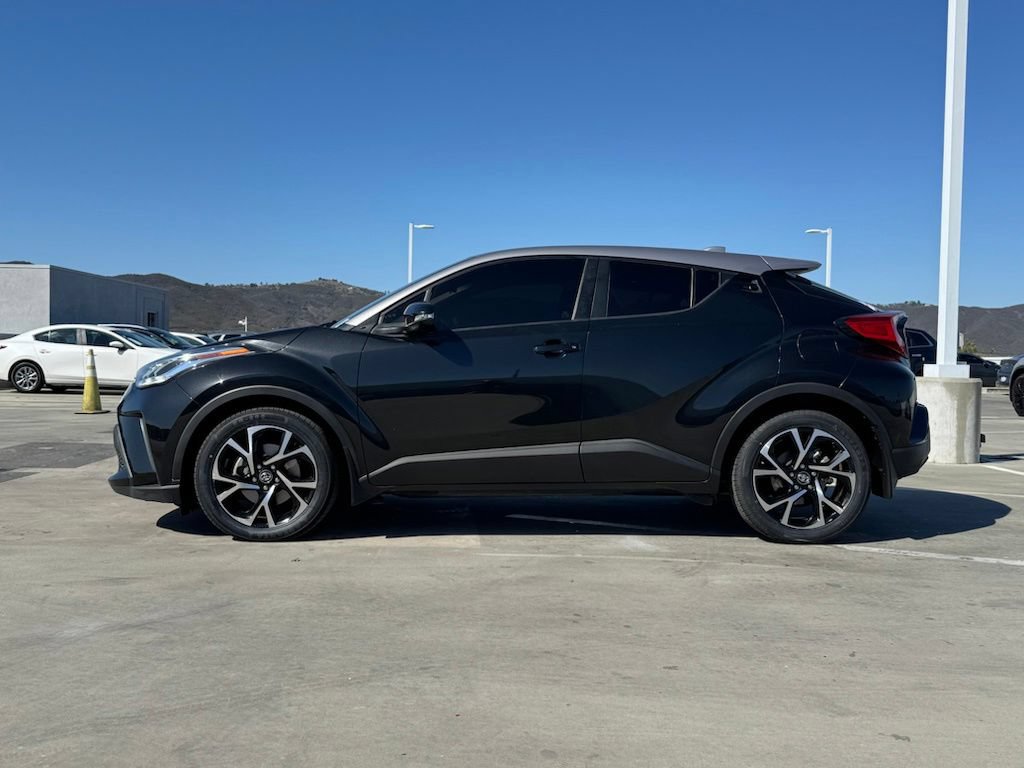 Used 2020 Toyota C-HR XLE FWD image 7