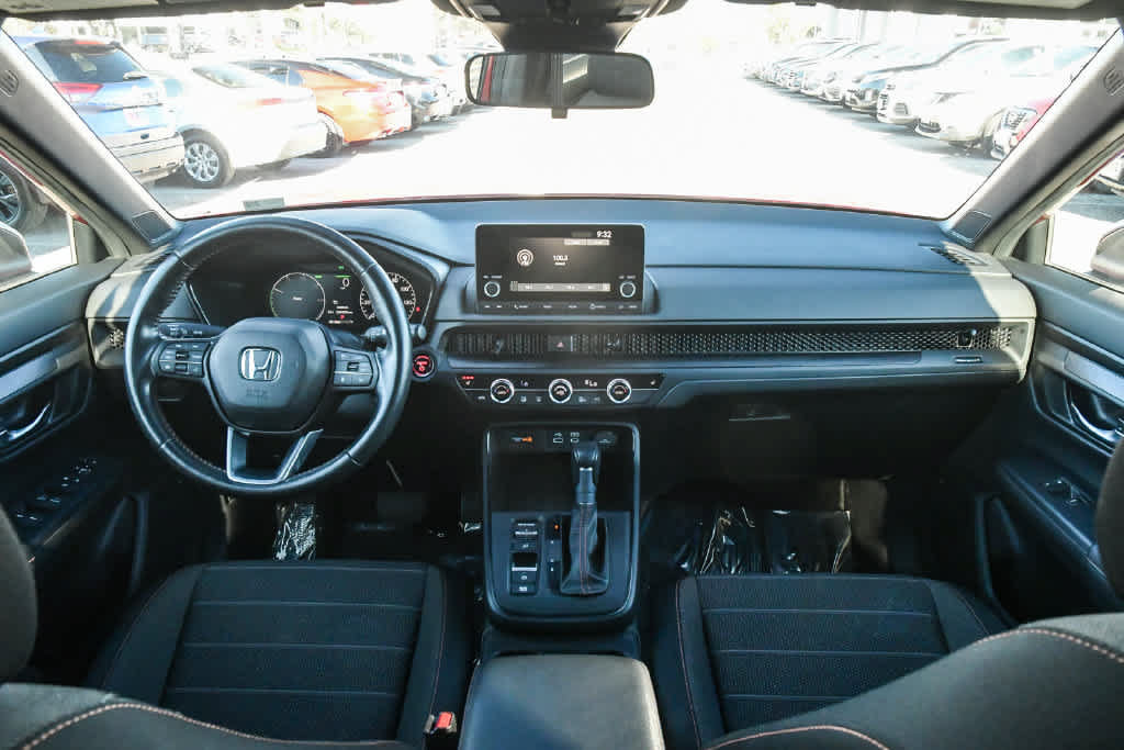 Used 2025 Honda CR-V Sport image 14