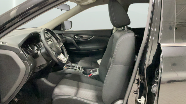 Used 2020 Nissan Rogue SV AWD/4WD image 15