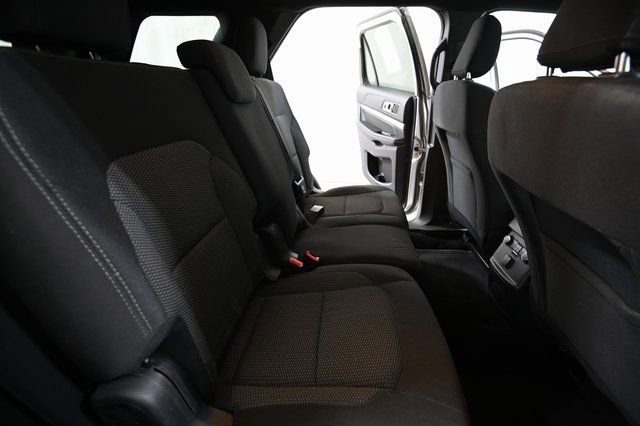 Used 2019 Ford Explorer XLT w/ Class III Trailer Tow Package AWD/4WD image 27