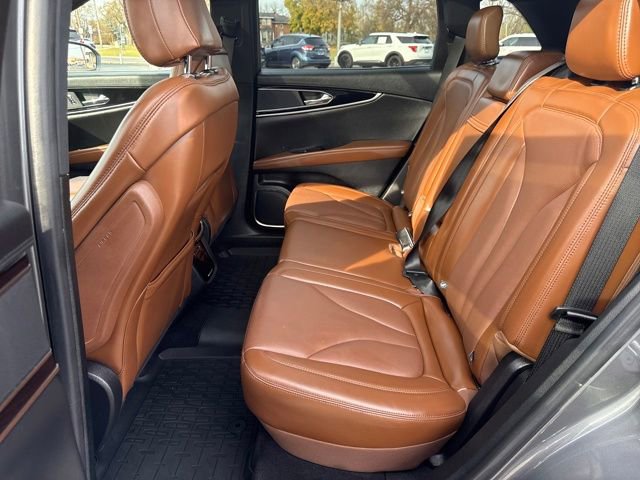 Certified 2023 Lincoln Nautilus Reserve image 30