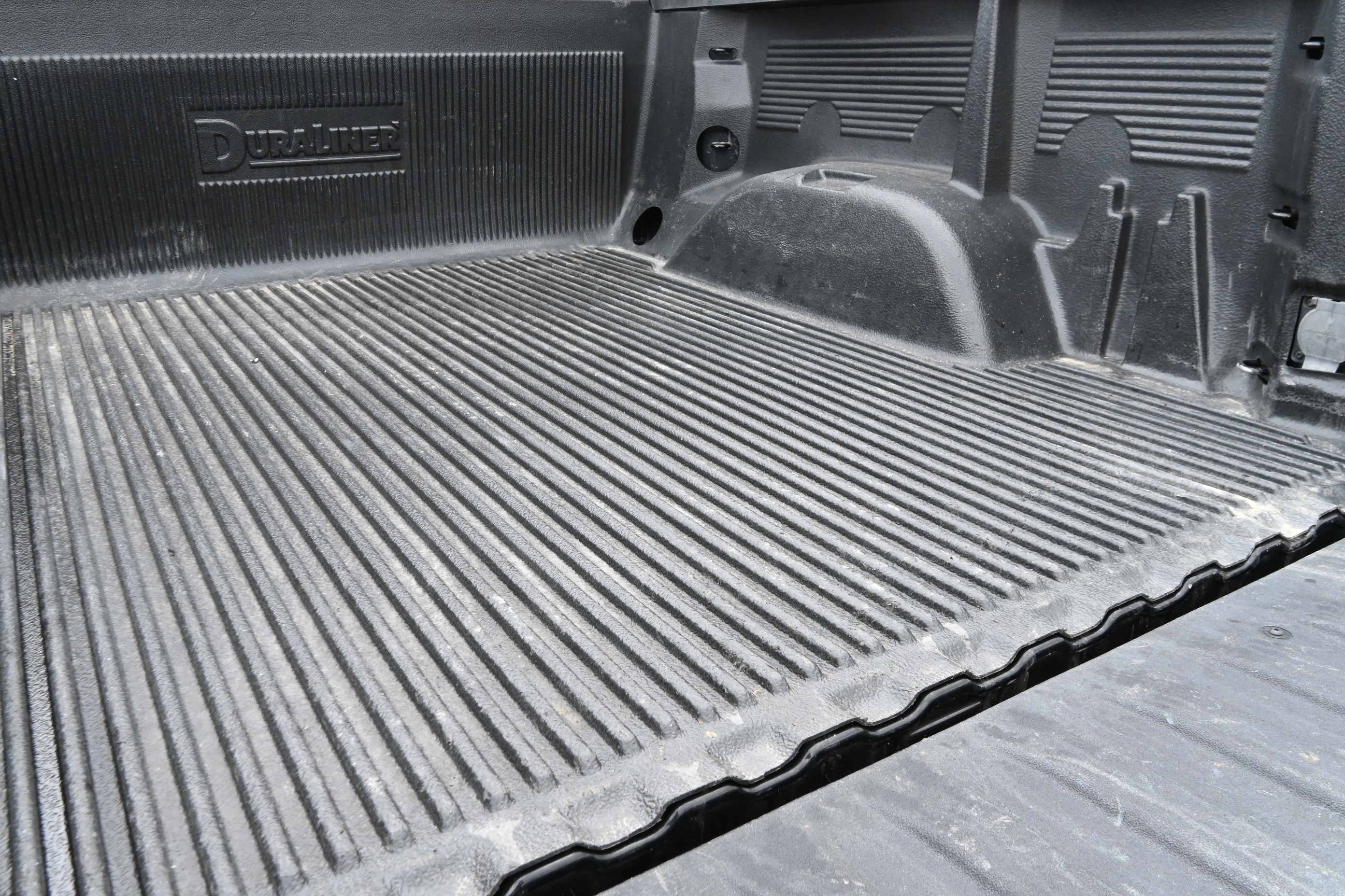 Used 2024 GMC Sierra 1500 SLE w/ Preferred Package image 32