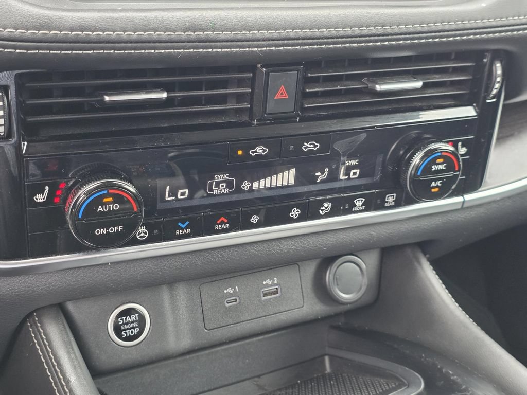 Used 2021 Nissan Rogue SL FWD image 26