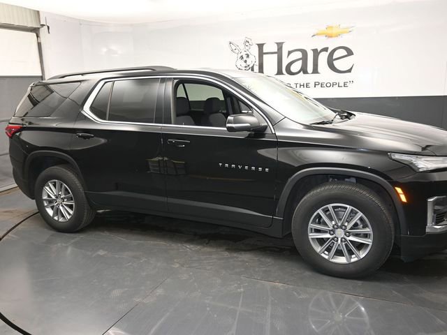 Used 2023 Chevrolet Traverse LT image 29