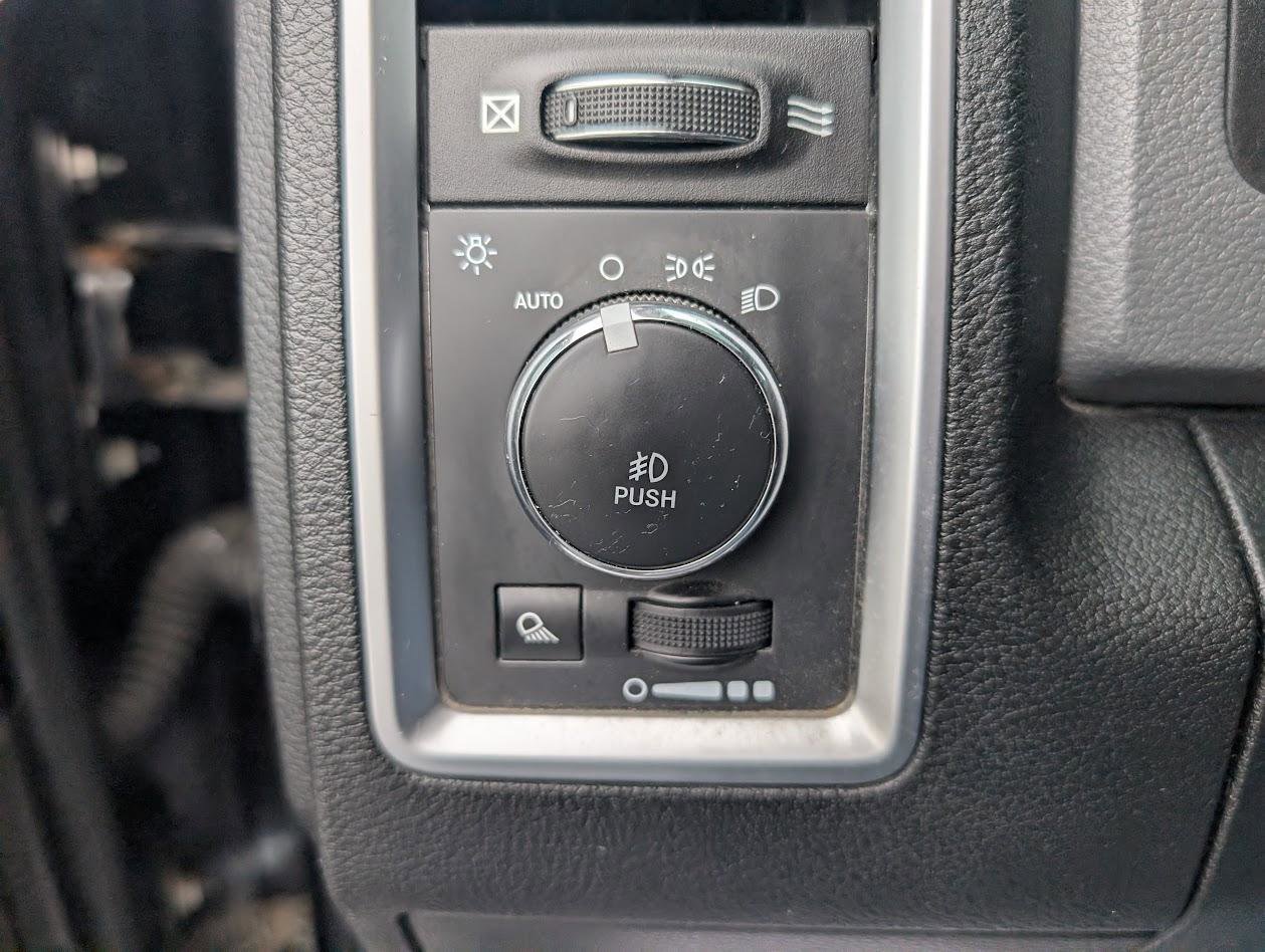 Used 2016 RAM 1500 Big Horn AWD/4WD image 31