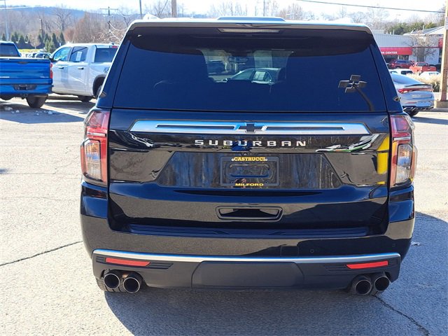 Used 2024 Chevrolet Suburban High Country w/ Max Trailering Package image 4