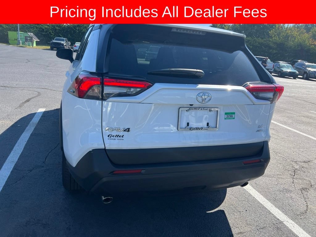 Used 2025 Toyota RAV4 LE AWD/4WD image 23
