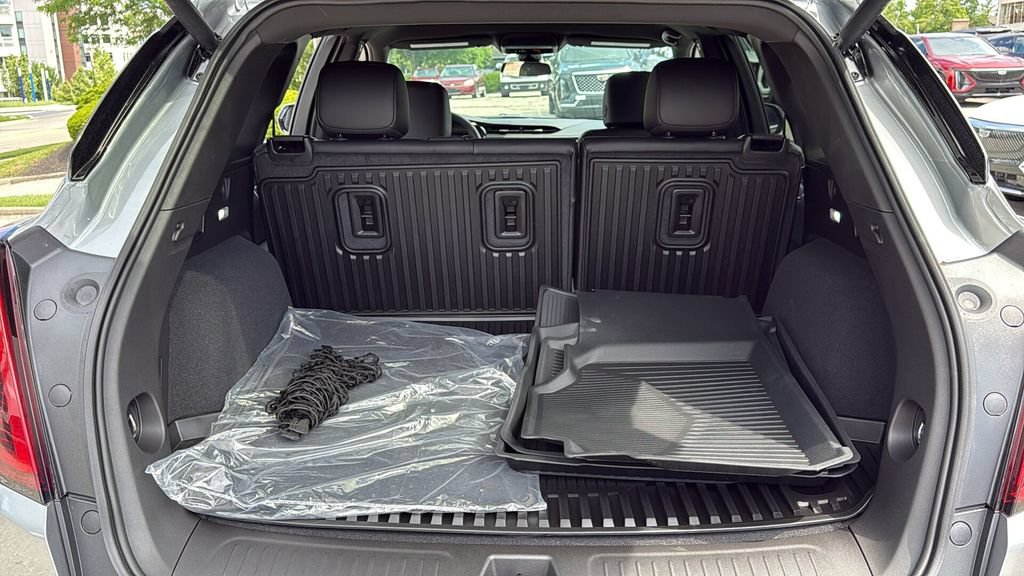 New 2026 Cadillac XT5 Luxury w/ LPO, Floor Liner Package AWD/4WD image 34