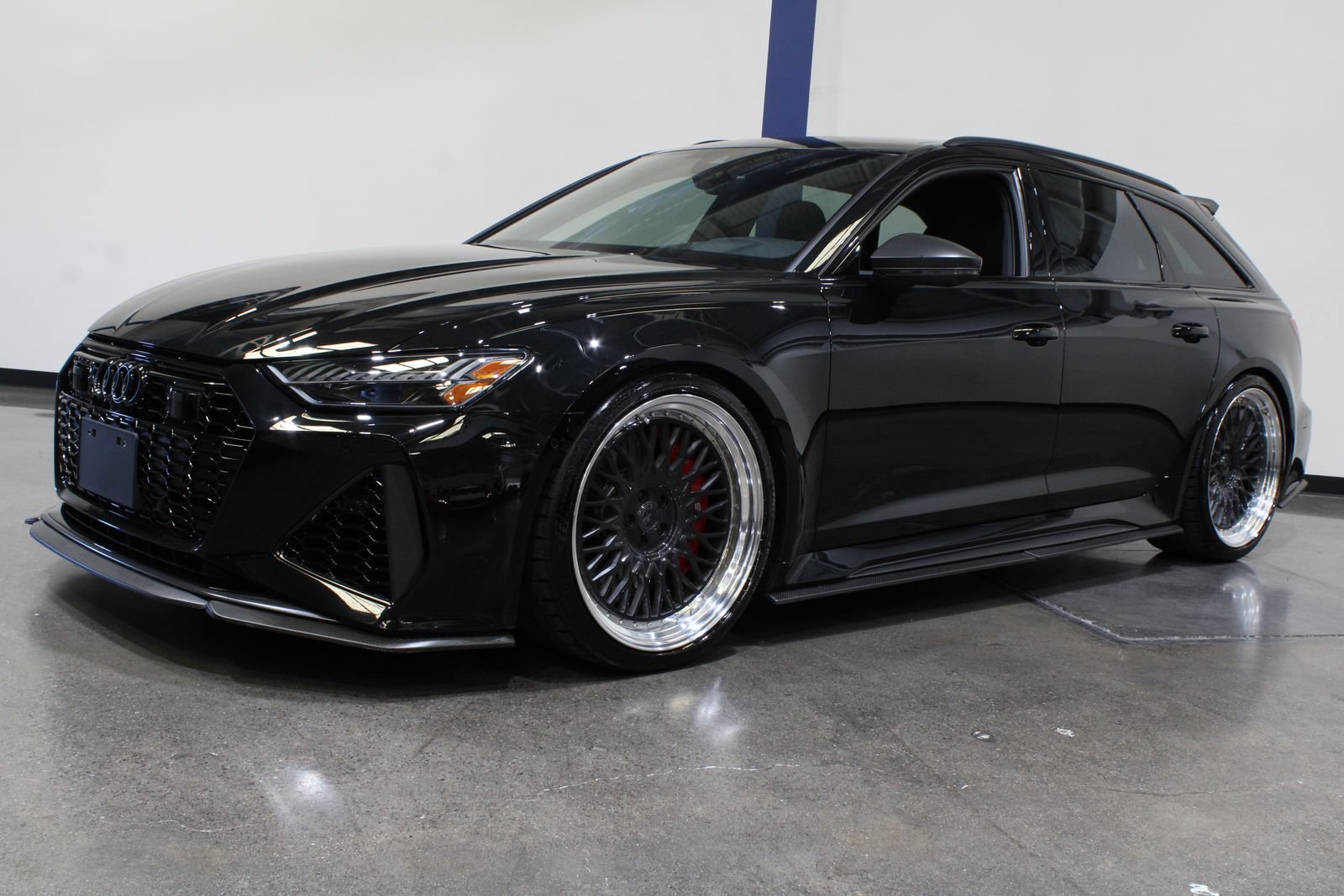 Used 2025 Audi RS 6 performance AWD/4WD image 5