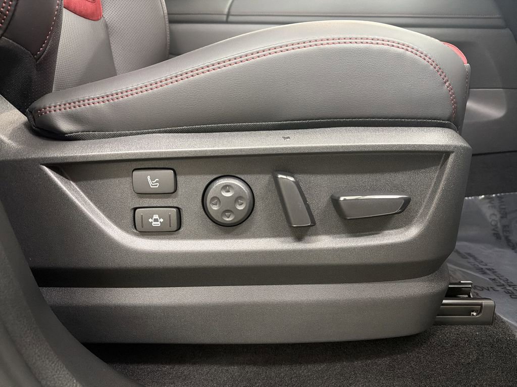 New 2026 Nissan Armada NISMO image 25