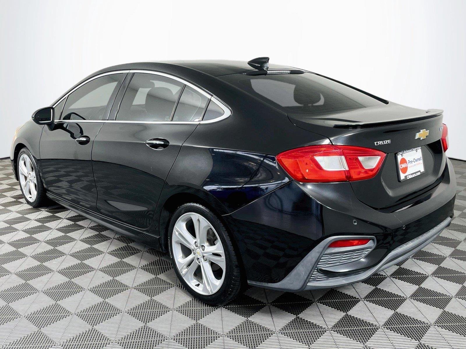 Used 2016 Chevrolet Cruze Premier FWD image 6