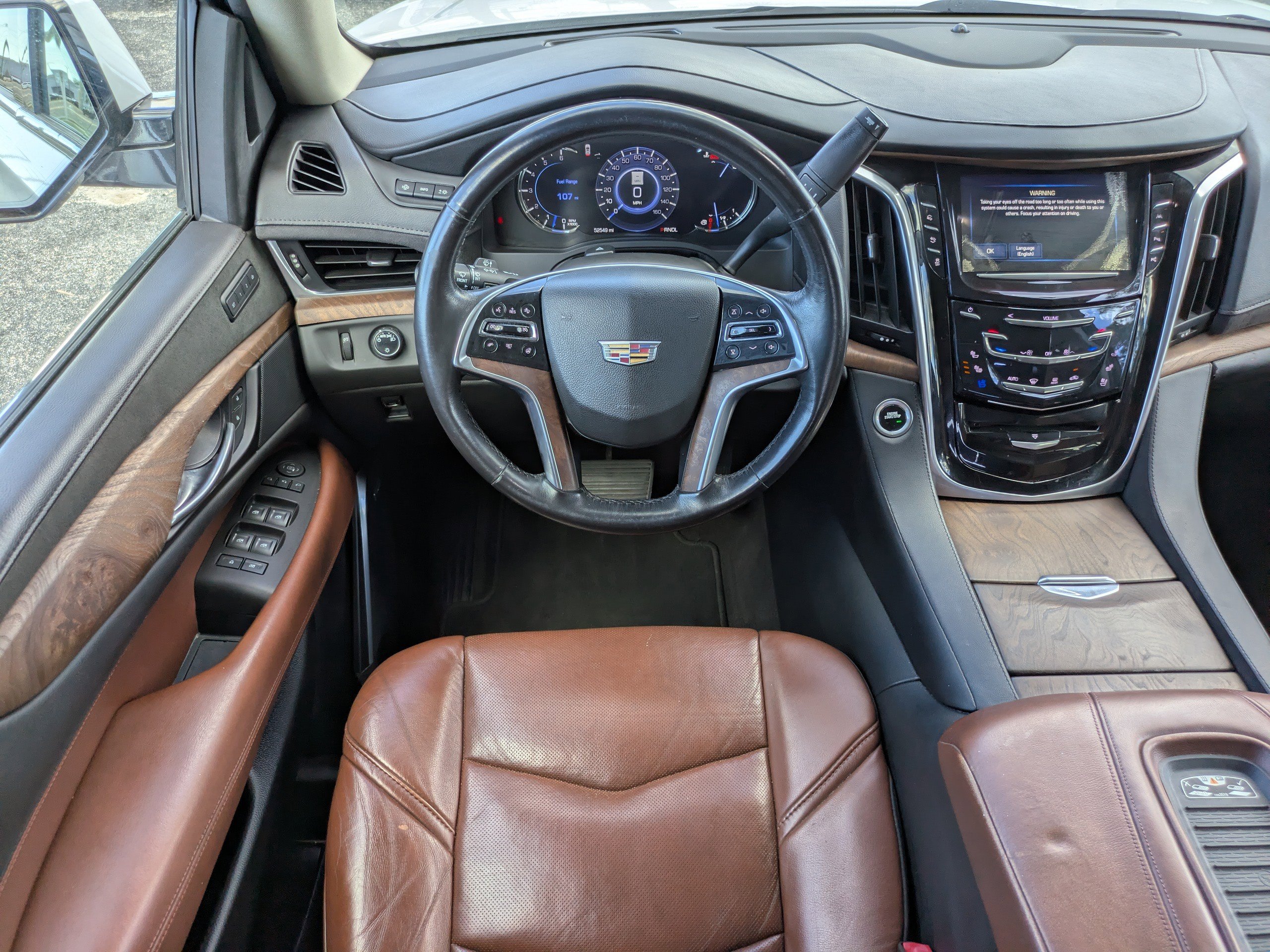 Used 2020 Cadillac Escalade ESV Premium Luxury AWD/4WD image 20