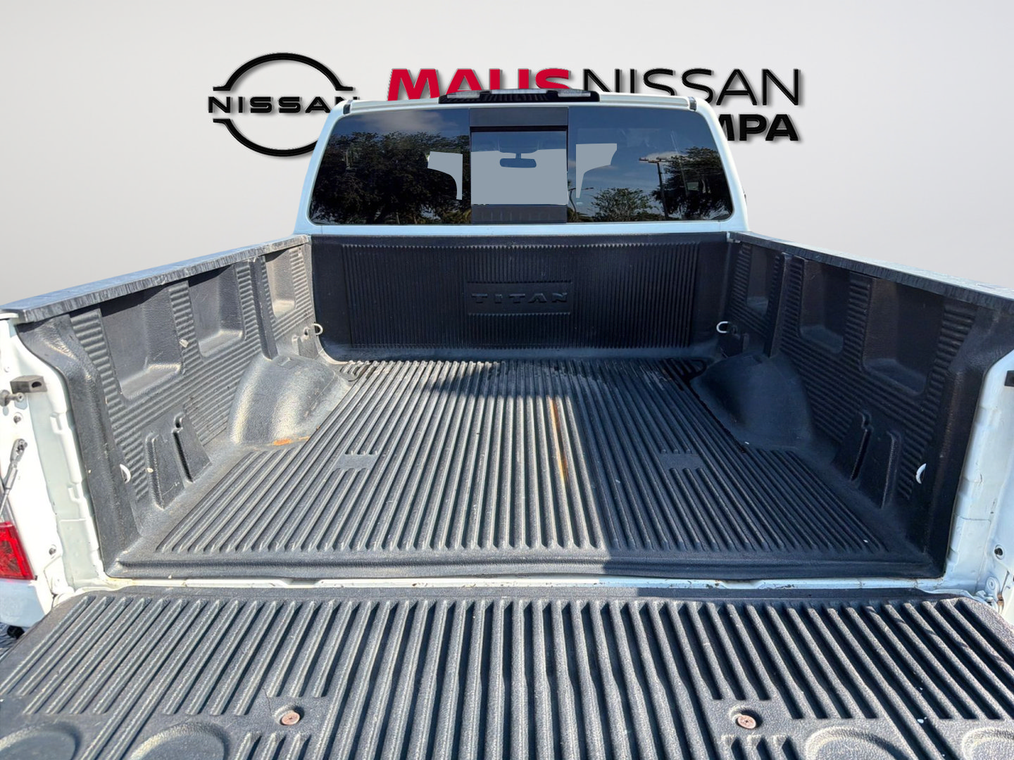 Used 2017 Nissan Titan SV RWD image 27
