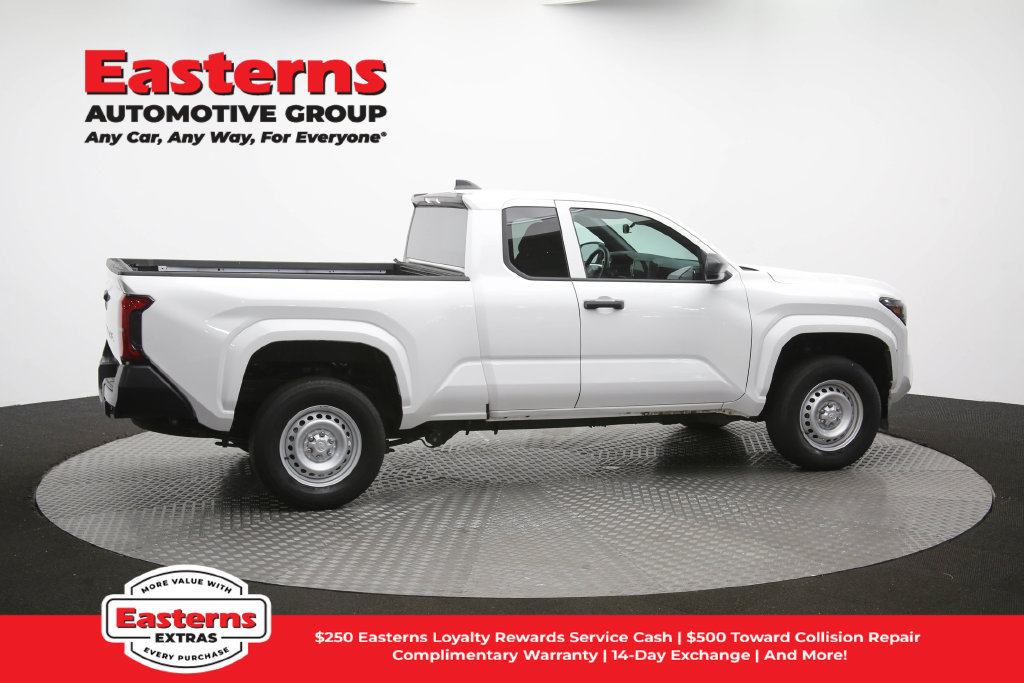 Used 2024 Toyota Tacoma SR RWD image 39
