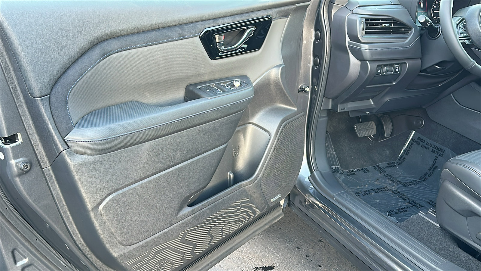 New 2026 Subaru Forester Limited image 23