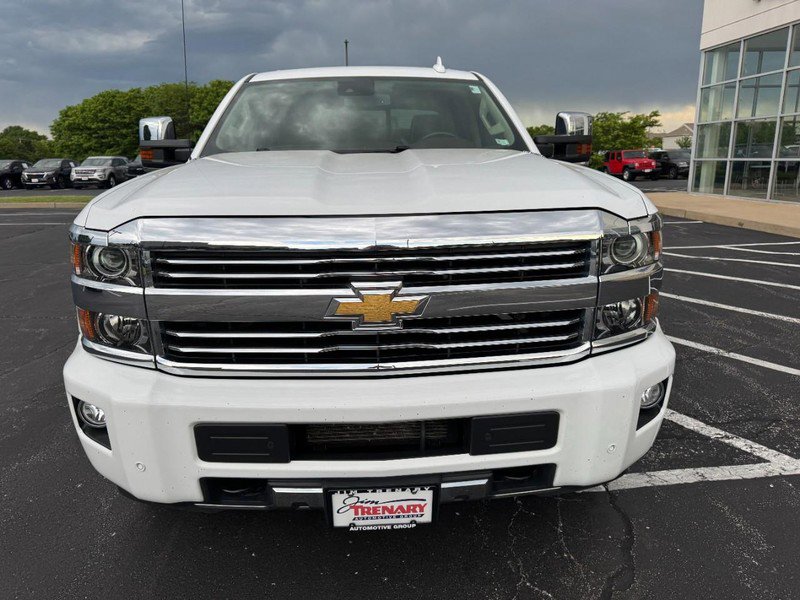 Used 2016 Chevrolet Silverado 2500 High Country w/ Duramax Plus Package AWD/4WD image 9