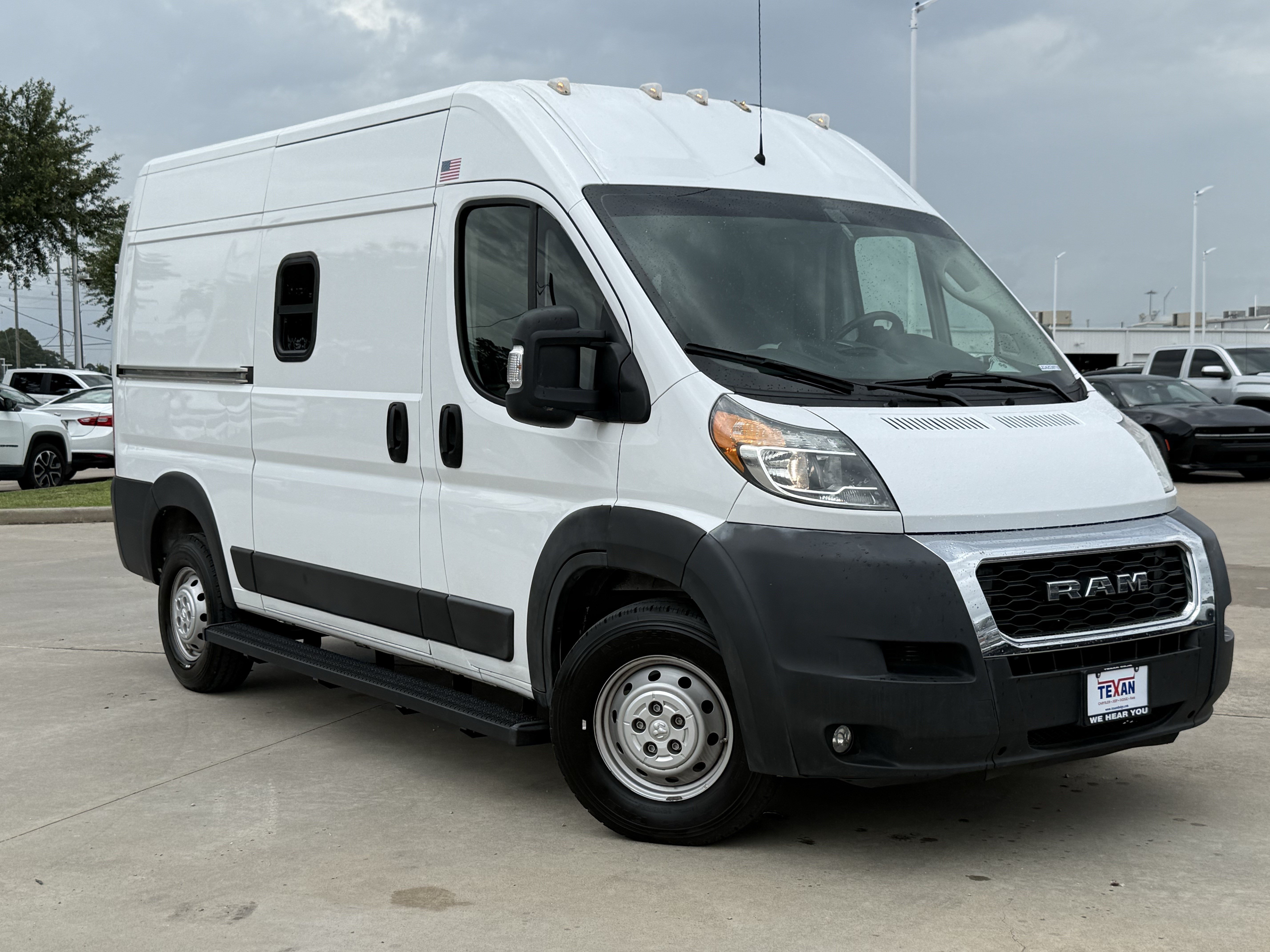 Used 2020 RAM ProMaster 1500 w/ Premium Appearance Group FWD image 2
