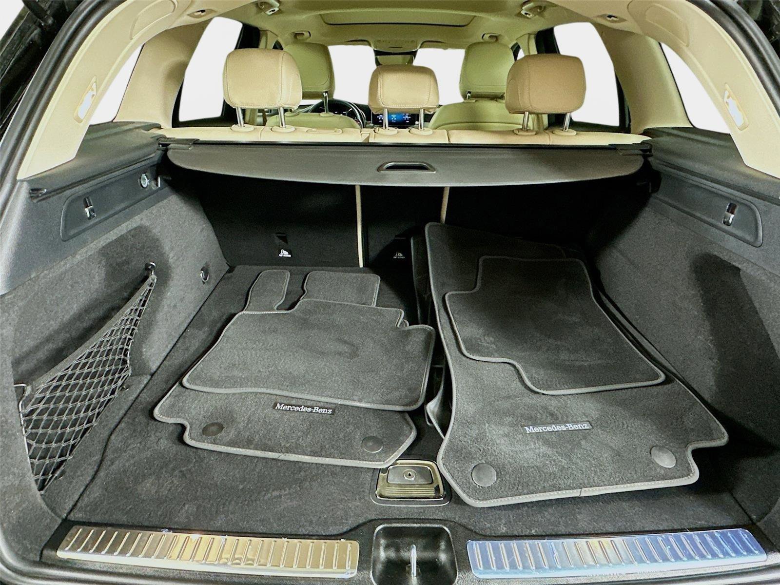 Used 2022 Mercedes-Benz GLC 300 4MATIC image 36