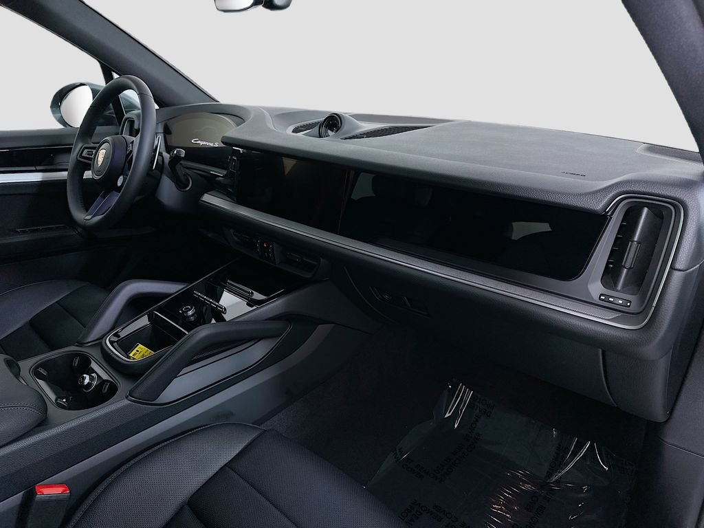 New 2026 Porsche Cayenne S AWD/4WD image 31