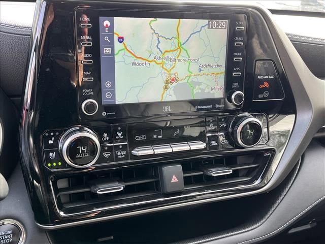 Used 2022 Toyota Highlander Limited image 10