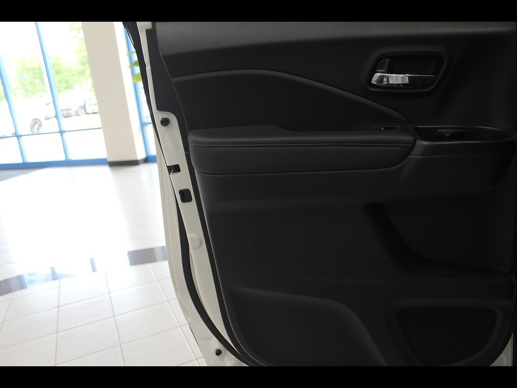 Certified 2023 Honda Ridgeline Black Edition image 18