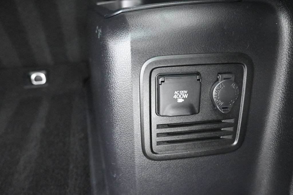 Used 2024 Toyota 4Runner SR5 AWD/4WD image 42