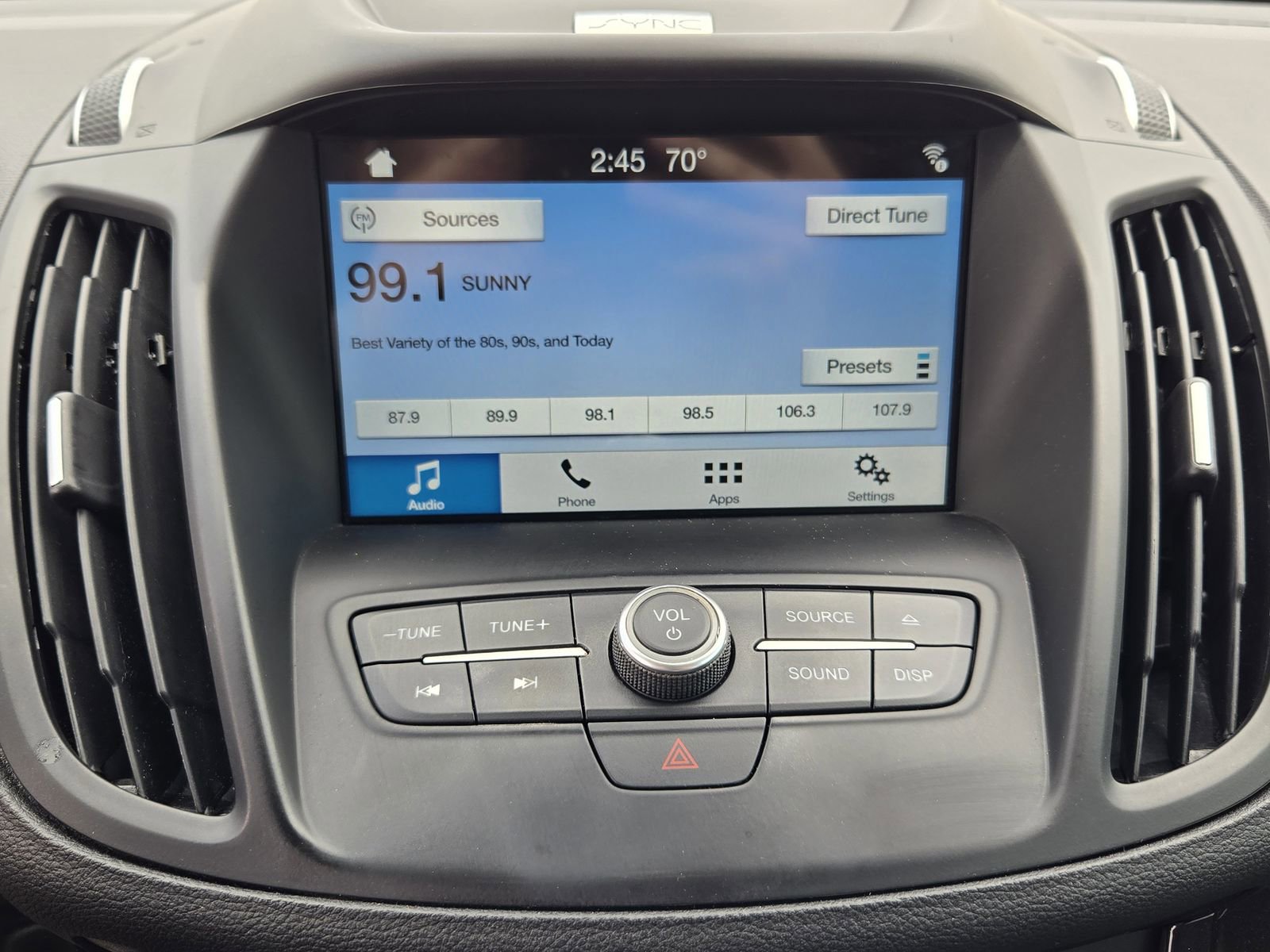 Used 2017 Ford Escape SE w/ Equipment Group 201A FWD image 14