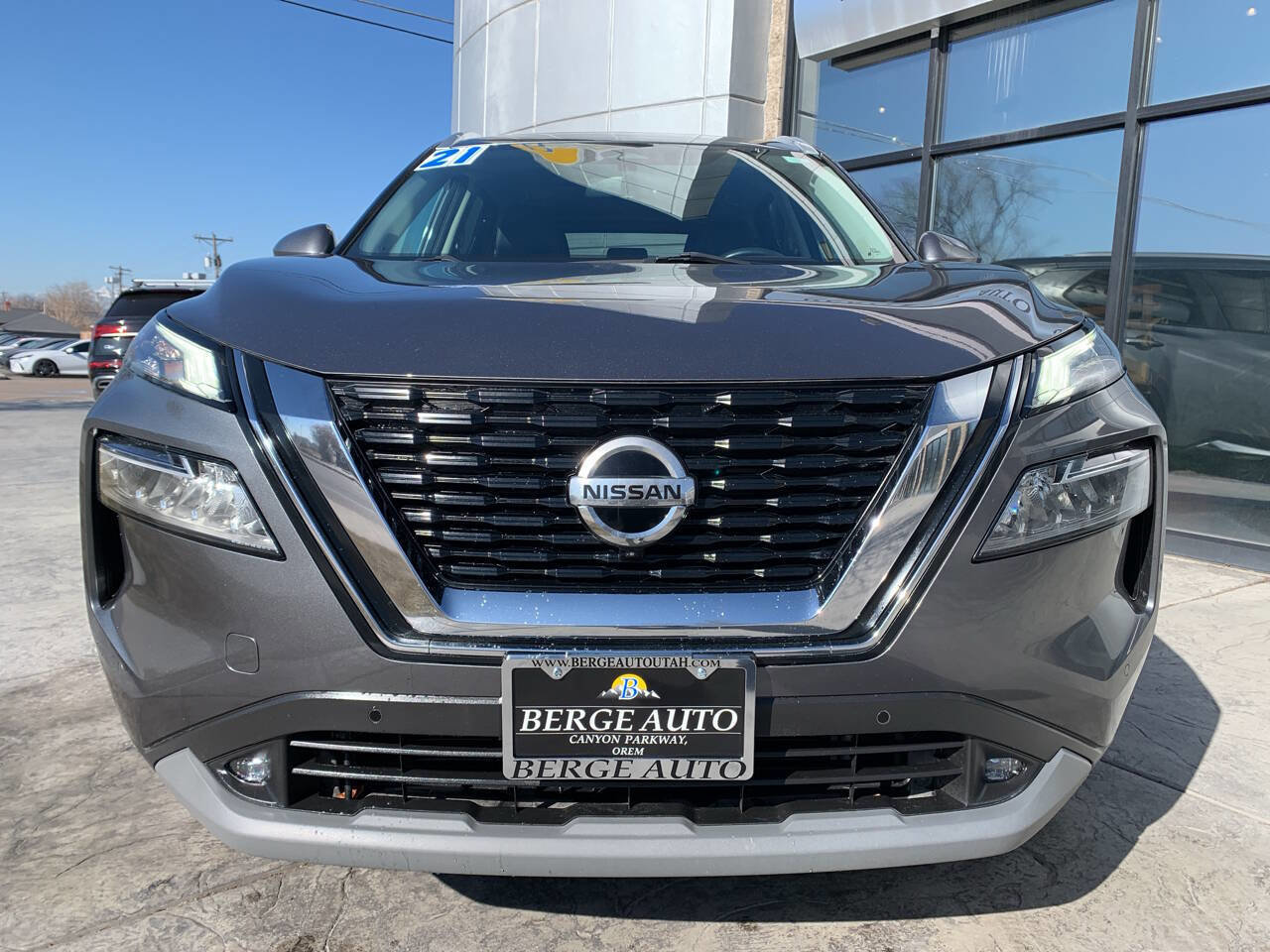 Used 2021 Nissan Rogue SL w/ Premium Package image 2
