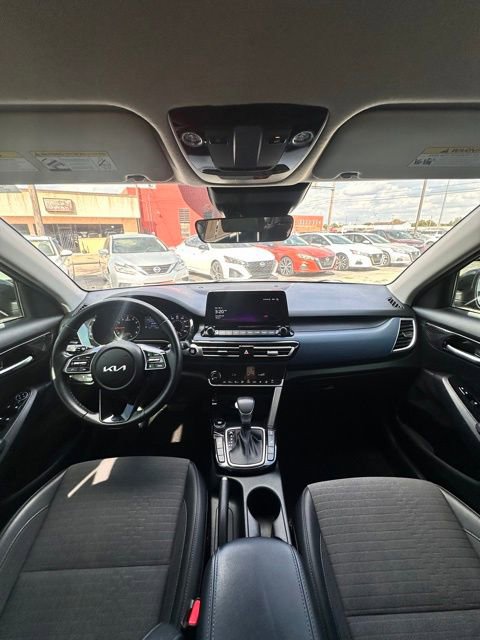 Used 2023 Kia Seltos Nightfall Edition image 32