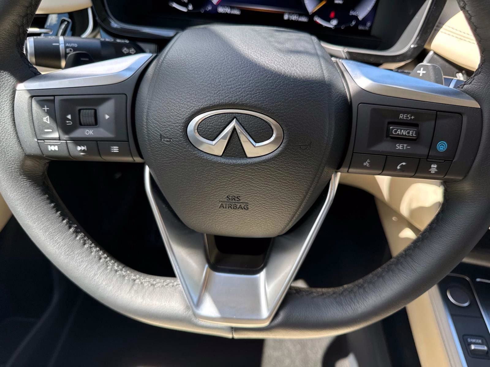 Certified 2025 INFINITI QX60 Luxe image 21