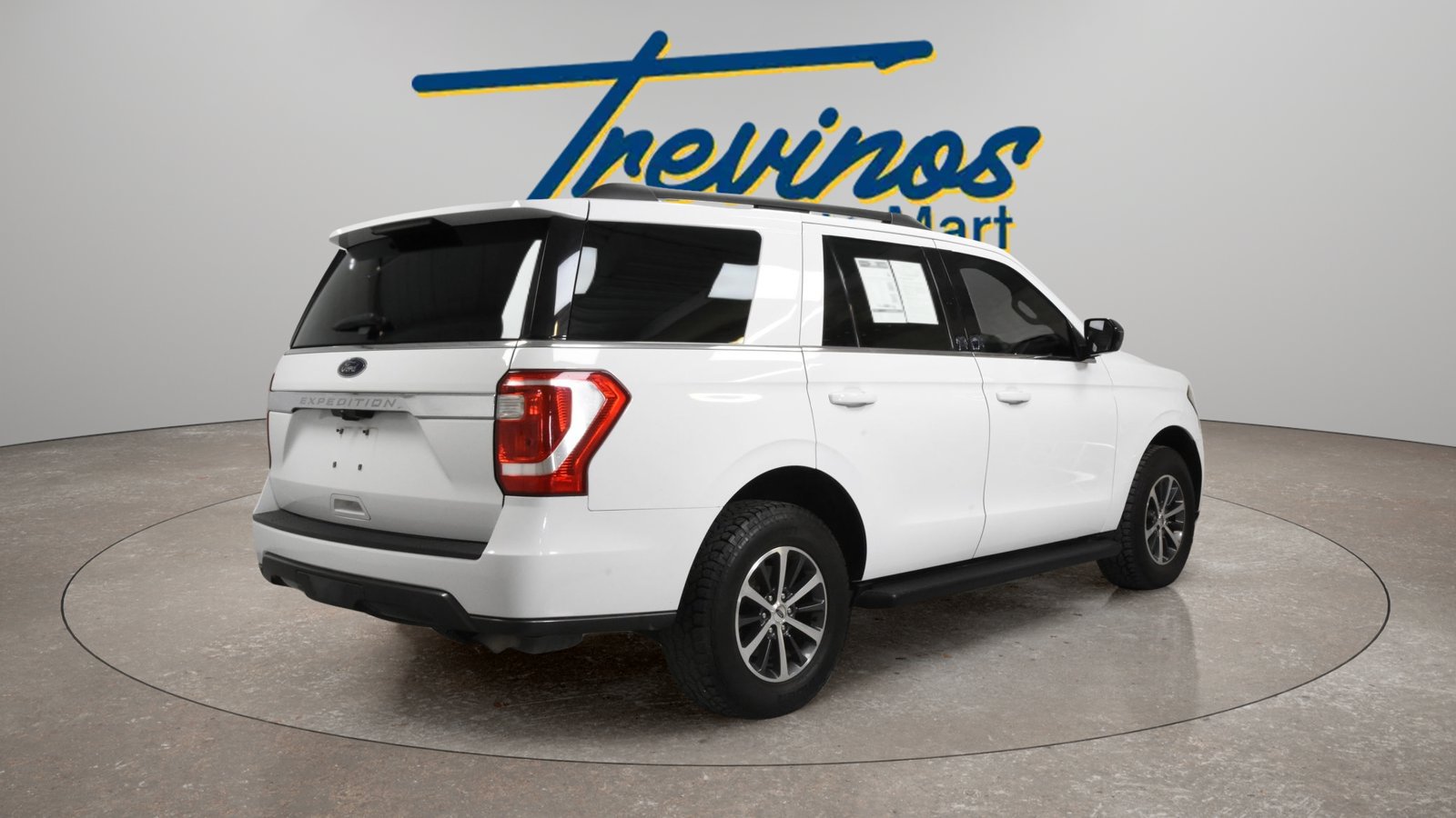 Used 2020 Ford Expedition XL AWD/4WD image 2