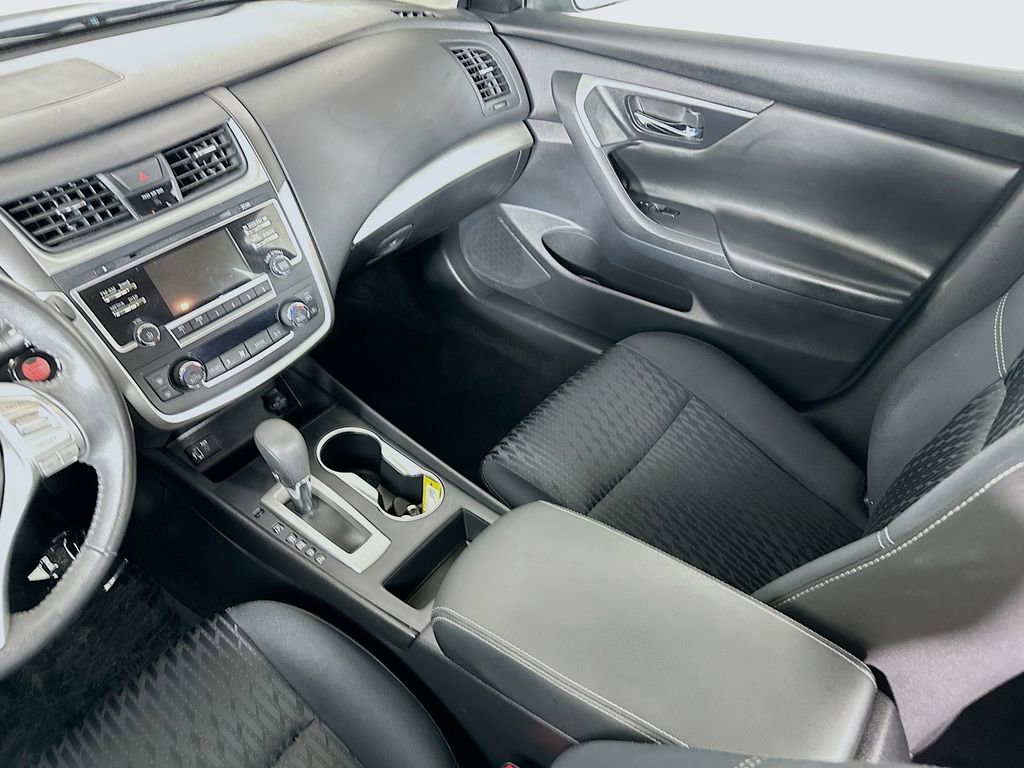 Used 2017 Nissan Altima 2.5 SV image 30
