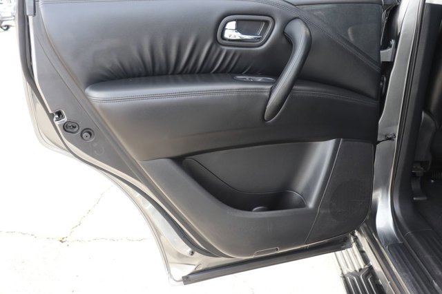 Used 2024 Nissan Armada SV image 11