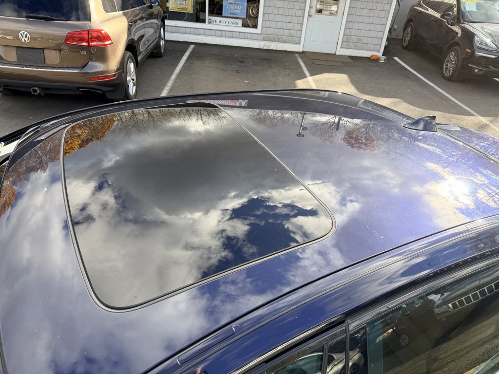 Used 2014 BMW 750Li xDrive image 13