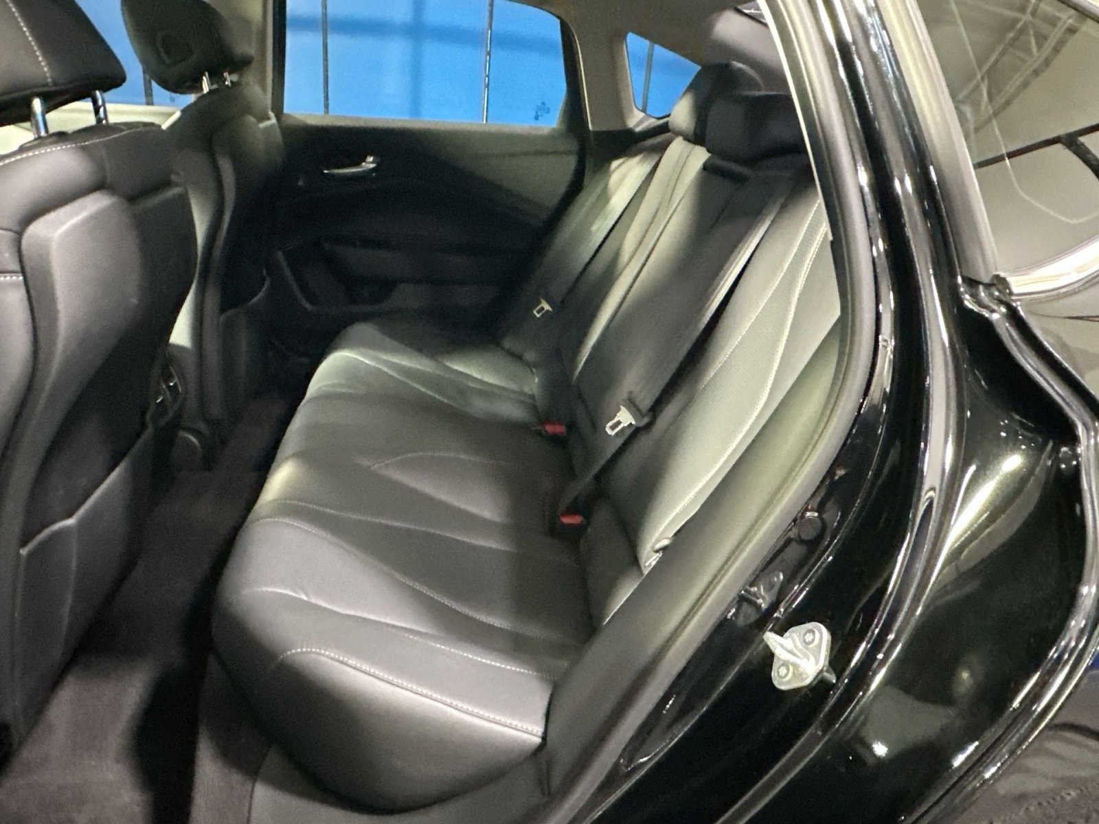 Used 2022 Acura TLX w/ Technology Package image 35