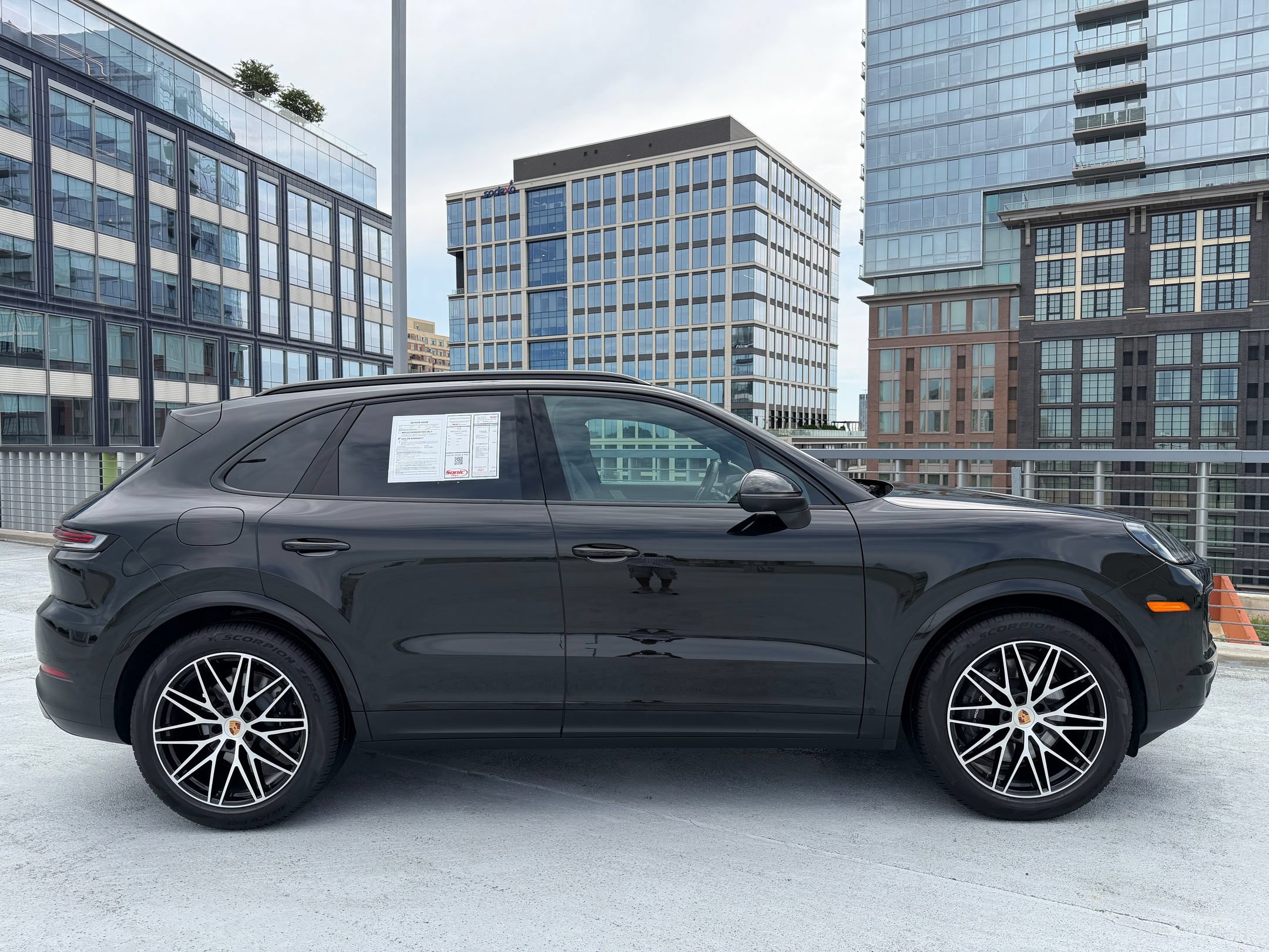 Certified 2026 Porsche Cayenne AWD/4WD image 8