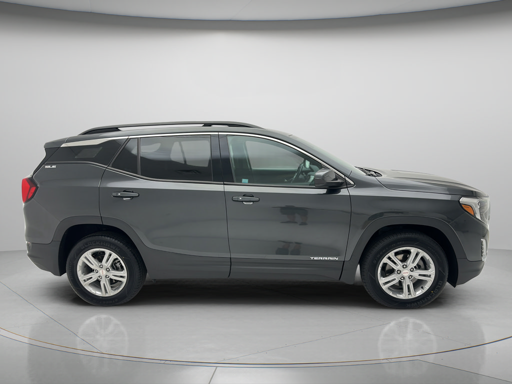Used 2020 GMC Terrain SLE w/ Driver Convenience Package AWD/4WD image 4
