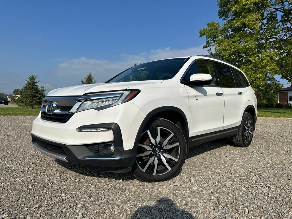 Used 2022 Honda Pilot Touring image 1