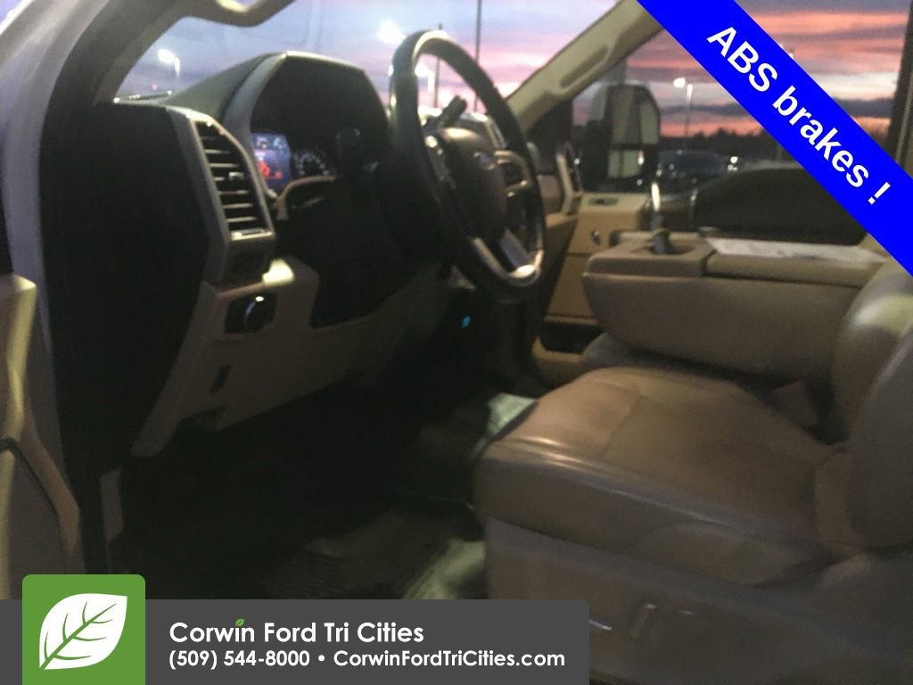 Used 2019 Ford F250 Lariat image 4