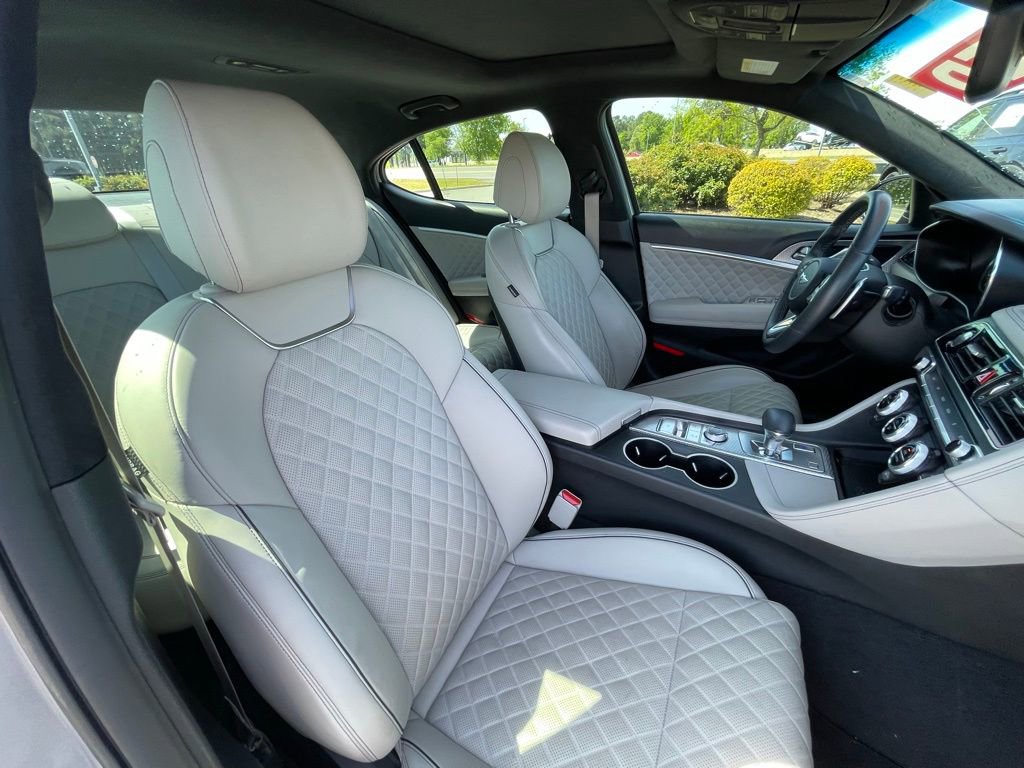 Used 2023 Genesis G70 3.3T w/ Sport Prestige Package image 30