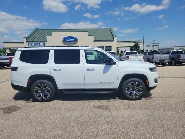 Used 2024 Jeep Wagoneer Series II AWD/4WD image 23