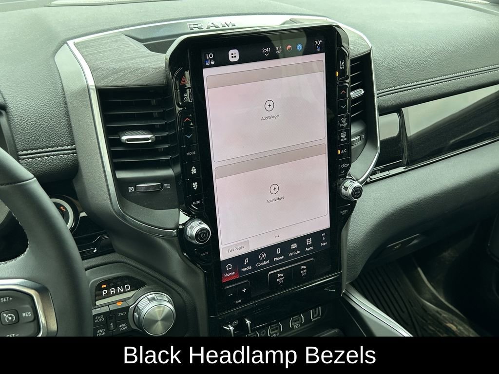 Used 2025 RAM 1500 Laramie w/ Night Edition image 19