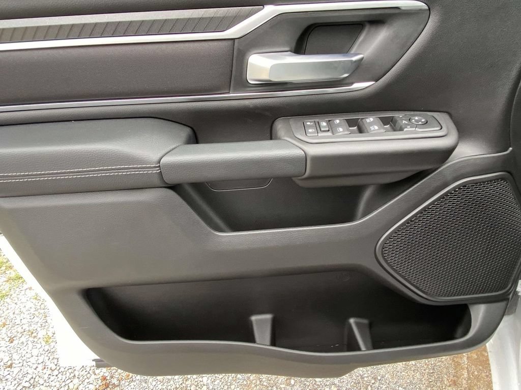 New 2026 RAM 1500 Big Horn AWD/4WD image 14