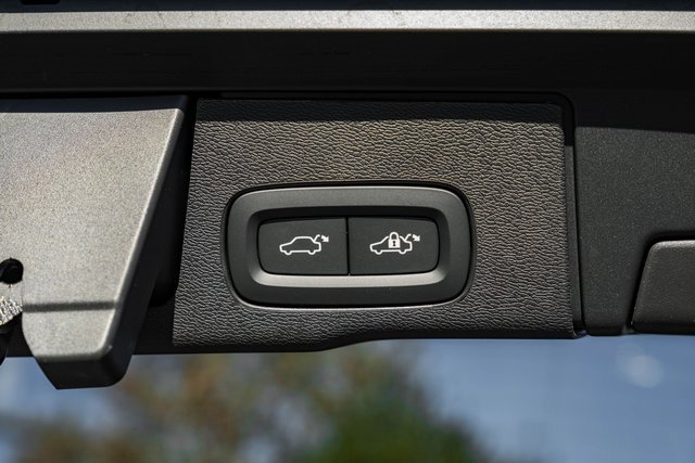 New 2026 Volvo XC60 B5 Plus w/ Protection Package Premier image 10