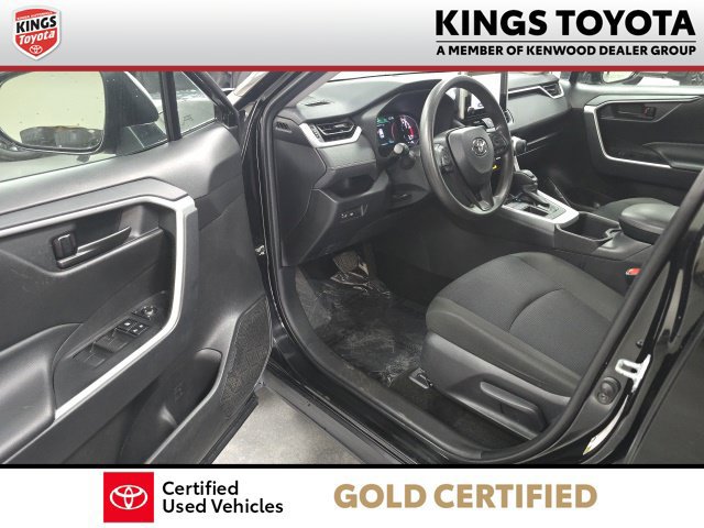 Certified 2025 Toyota RAV4 LE FWD image 10