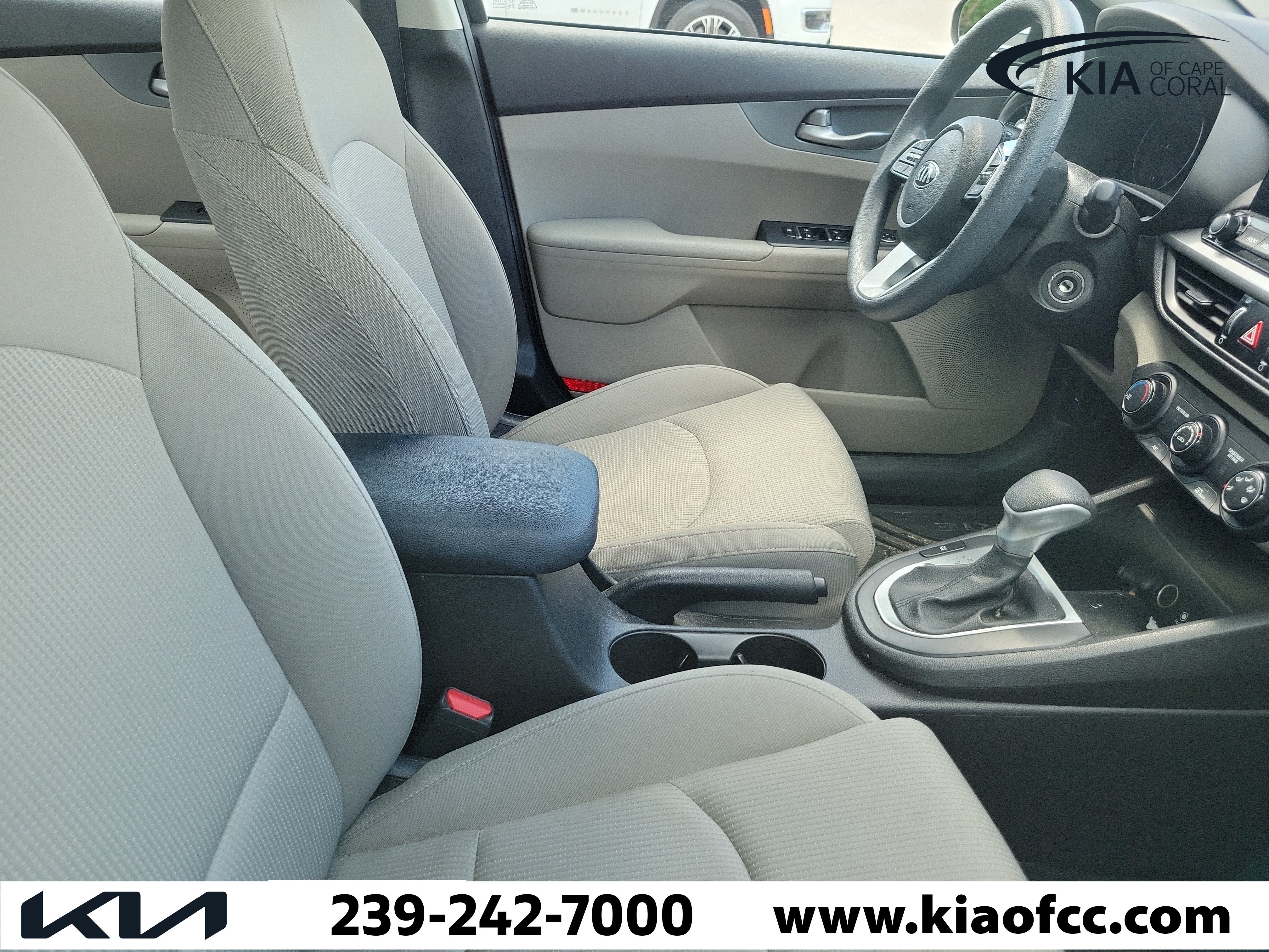 Used 2020 Kia Forte LXS FWD image 9