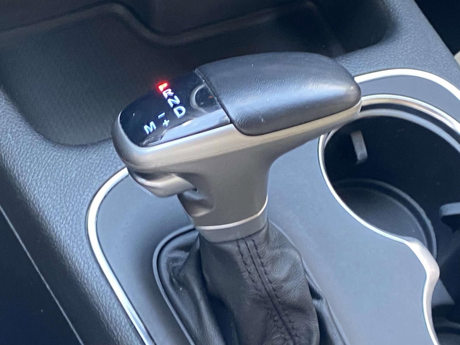 Used 2020 Dodge Durango SXT image 26