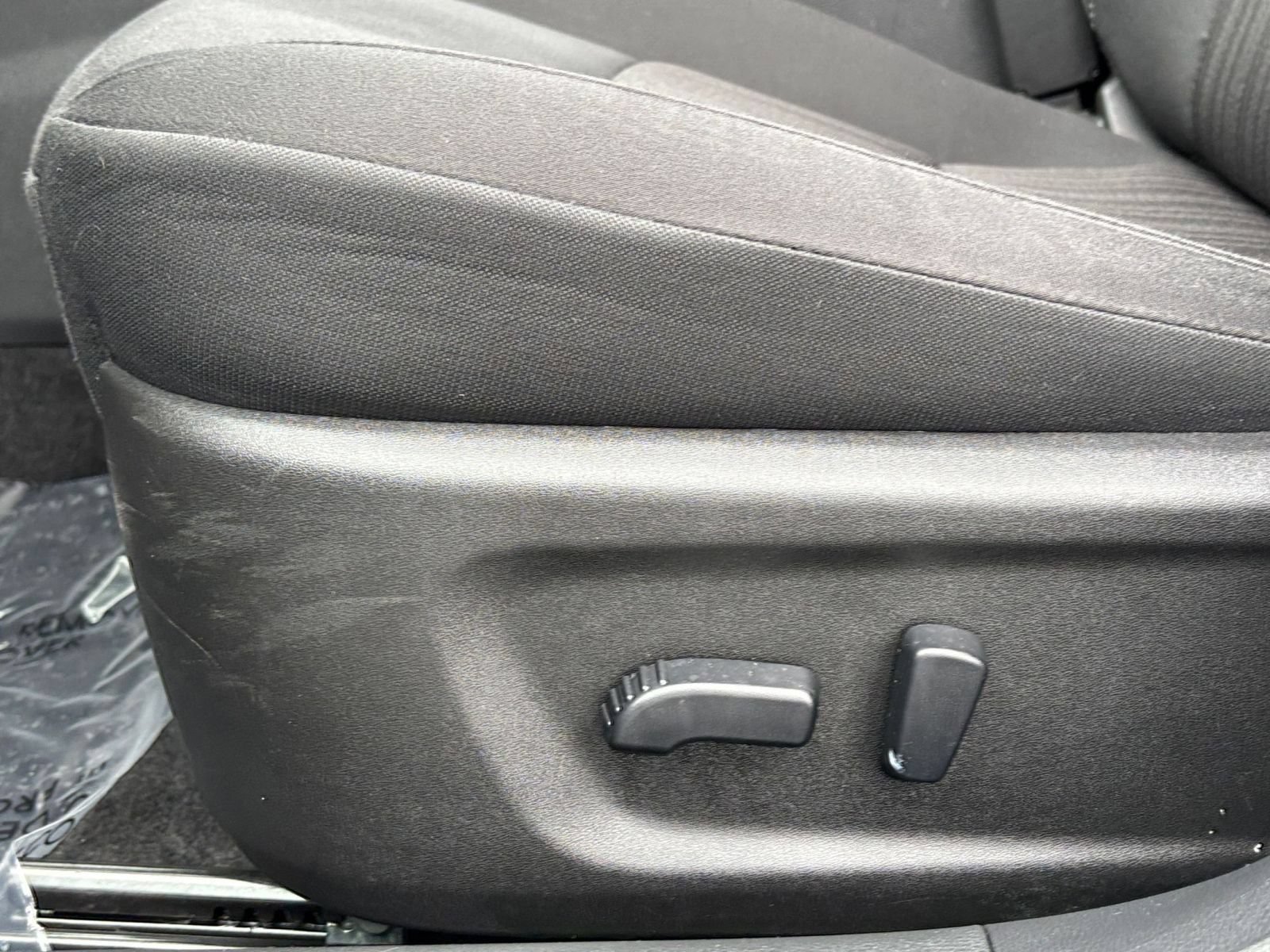 Used 2025 Nissan Altima 2.5 SV FWD image 22