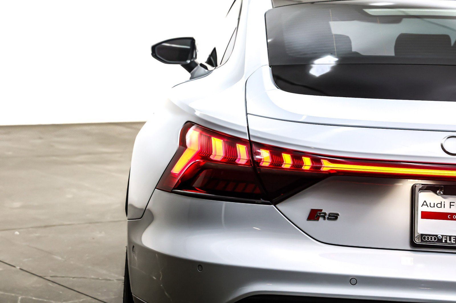 Used 2024 Audi e-tron GT Prestige w/ Prestige Package image 16